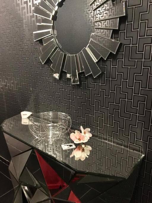 Vip Design Apartment M. Dachterrasse دريسدن المظهر الخارجي الصورة